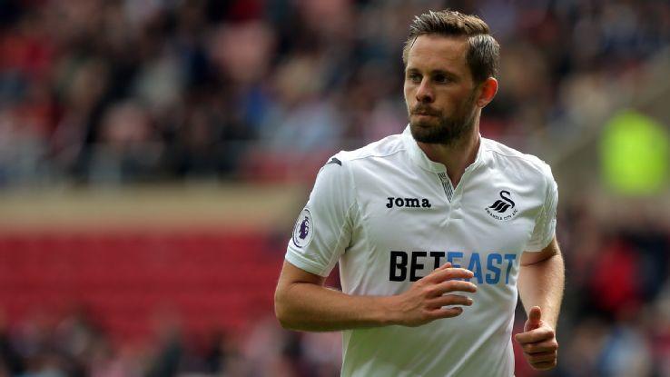 阿斯：米利唐的状态将决定皇马是否再引进一名中后卫（阿斯：米利唐状态将左右皇马是否再签中后卫）