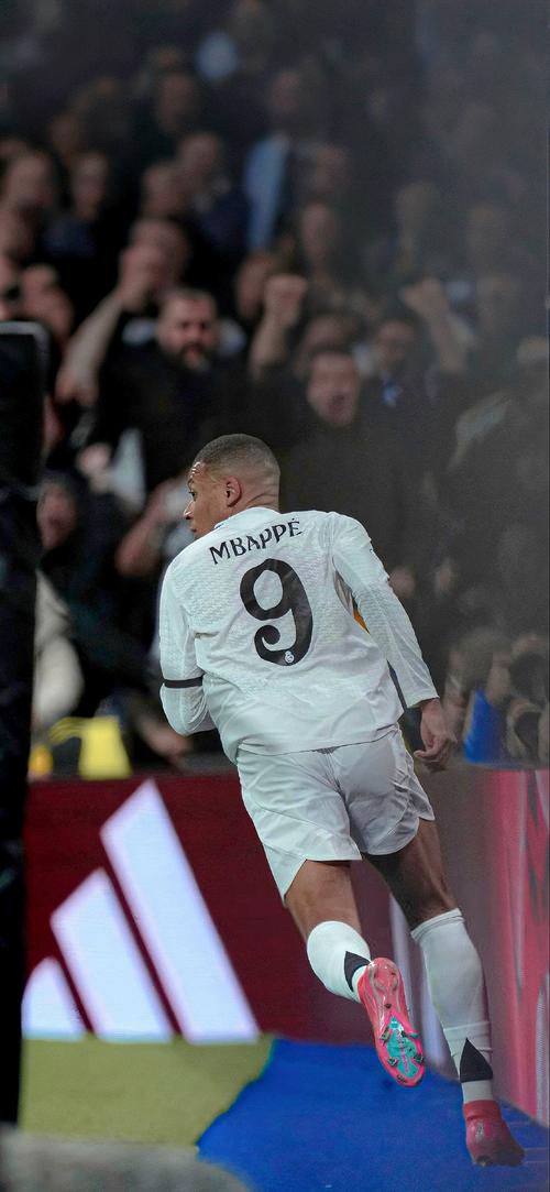 科瓦奇：完全不怪科贝尔和贝林厄姆，红牌后多一分从容就好了（科瓦奇：不怪科贝尔与贝林厄姆，红牌后只需再冷静一点）