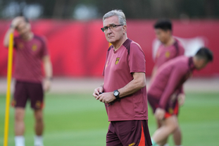 阿诺德西甲适应困难，肌肉损伤频繁，体能与技术对抗不适应，皇马医疗团队“伤仲永”魔咒再现。（阿诺德西甲适应受阻：肌肉伤频发、对抗节奏难匹配，皇马医疗“伤仲永”魔咒再现）