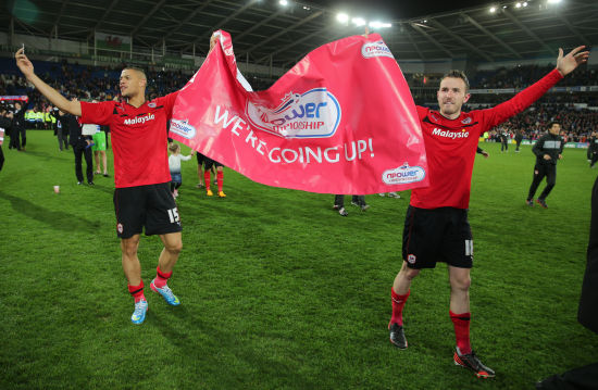 NBA球员数据统计：得分、篮板、助攻排行,（NBA球员数据总览：得分、篮板与助攻榜单）