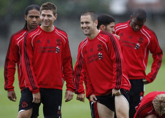 阿隆索回应拉波尔塔：如今到处都有面向自己支持者的民粹言论（阿隆索回击拉波尔塔：当下面向自家支持者的民粹话术随处可见）