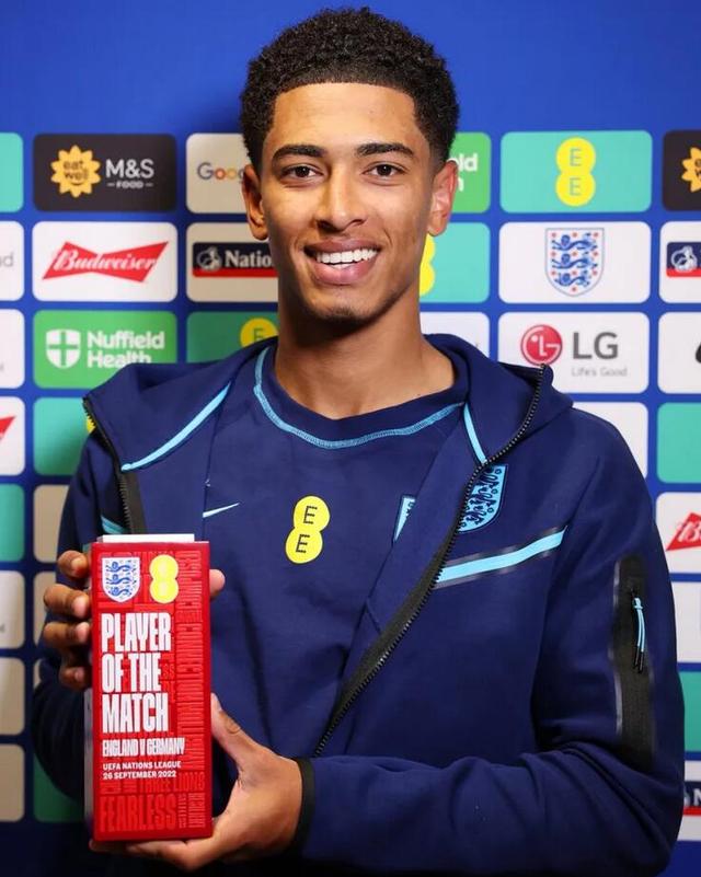 北京首钢大胜天津！新赛季首胜，马帝昂首秀11分，奥莫特2分（北京首钢轻取天津迎赛季首胜，马帝昂处子秀砍11分，奥莫特仅2分）