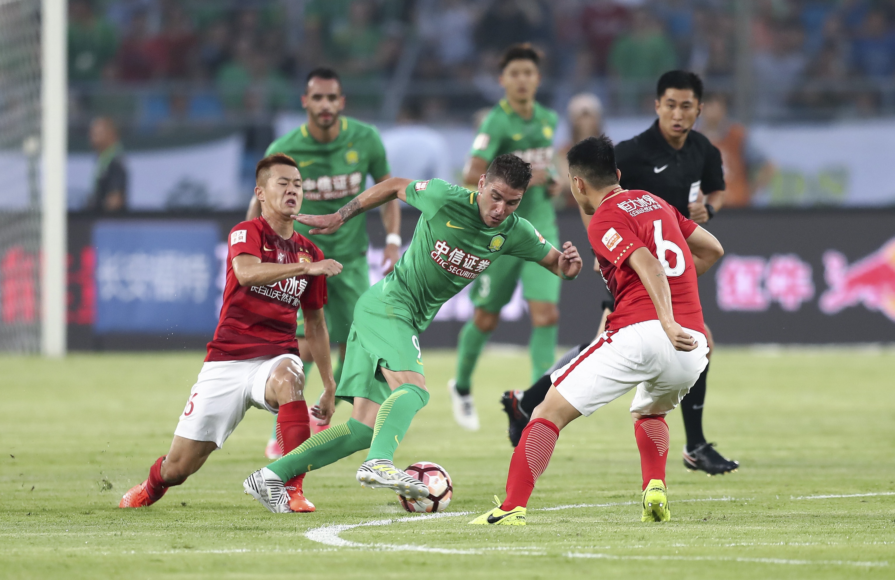 上赛季至今奥利塞德甲助攻22次，同期五大联赛第一（自上赛季以来，奥利塞在德甲送出22次助攻，领跑同期五大联赛）